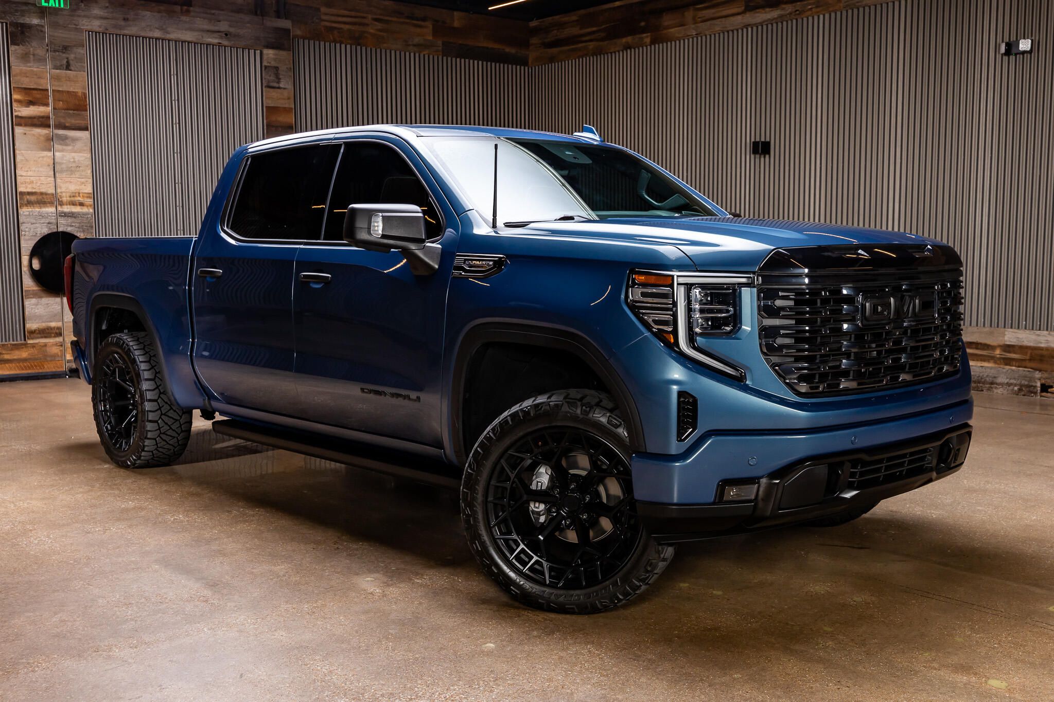 gmc sierra 1500 denali 2024 1GTUUHE87RZ336997 image gmc sierra 1500 denali 2024 1GTUUHE87RZ336997 image